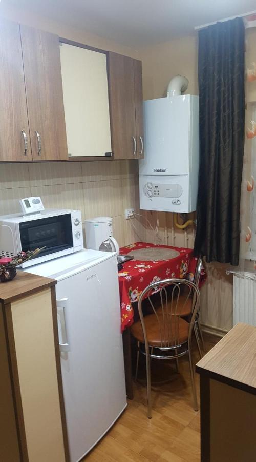 PetroşaniNear Centerアパートメント エクステリア 写真